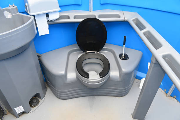 Best Emergency porta potty rental  in Windsor, IL